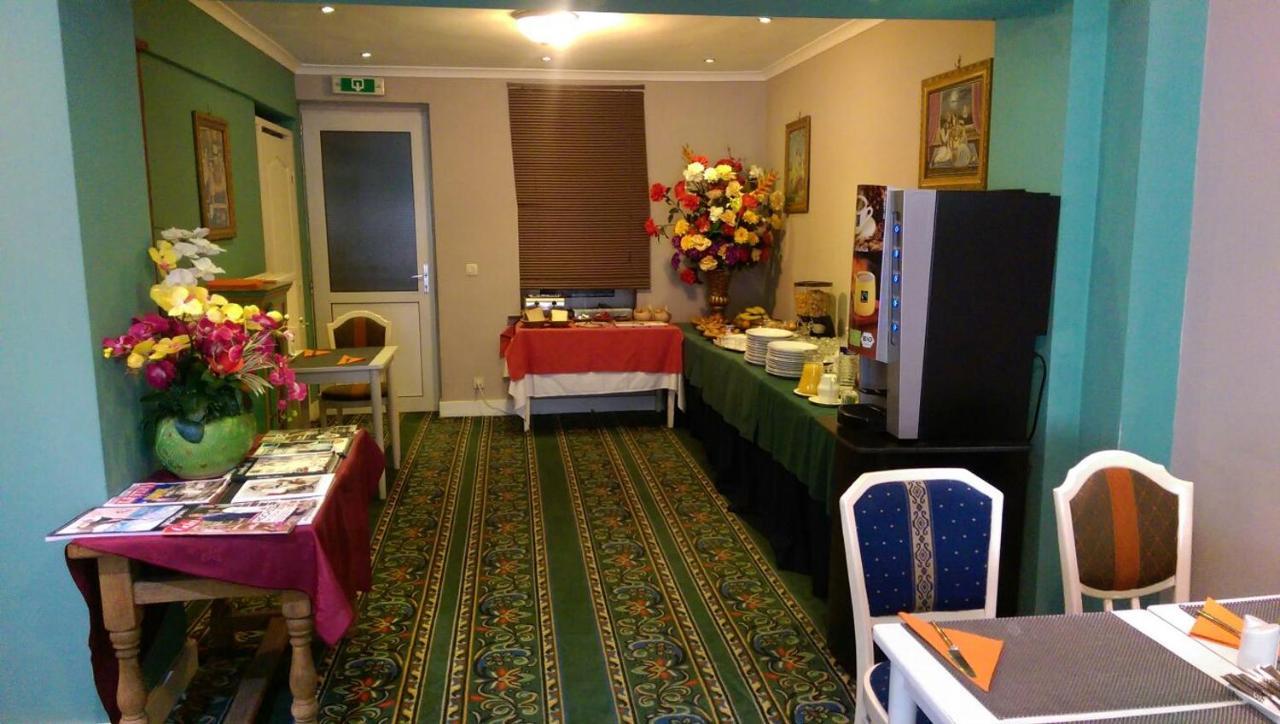Hotel L'Auberge Du Souverain Auderghem Εξωτερικό φωτογραφία