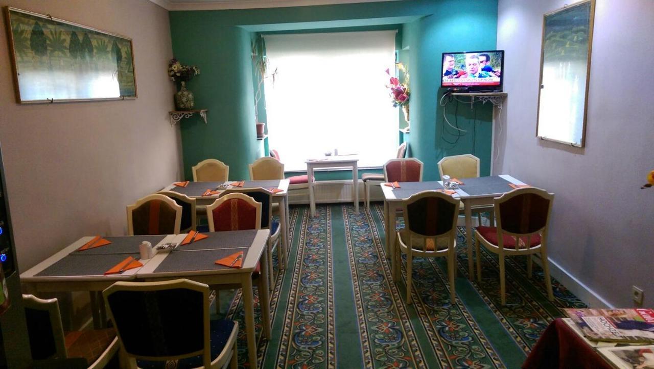 Hotel L'Auberge Du Souverain Auderghem Εξωτερικό φωτογραφία