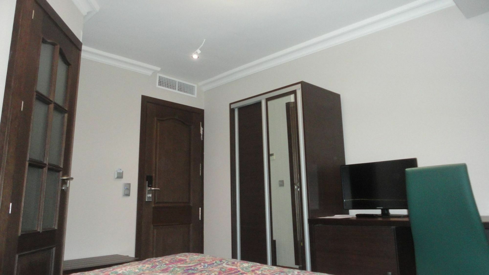 Hotel L'Auberge Du Souverain Auderghem Εξωτερικό φωτογραφία