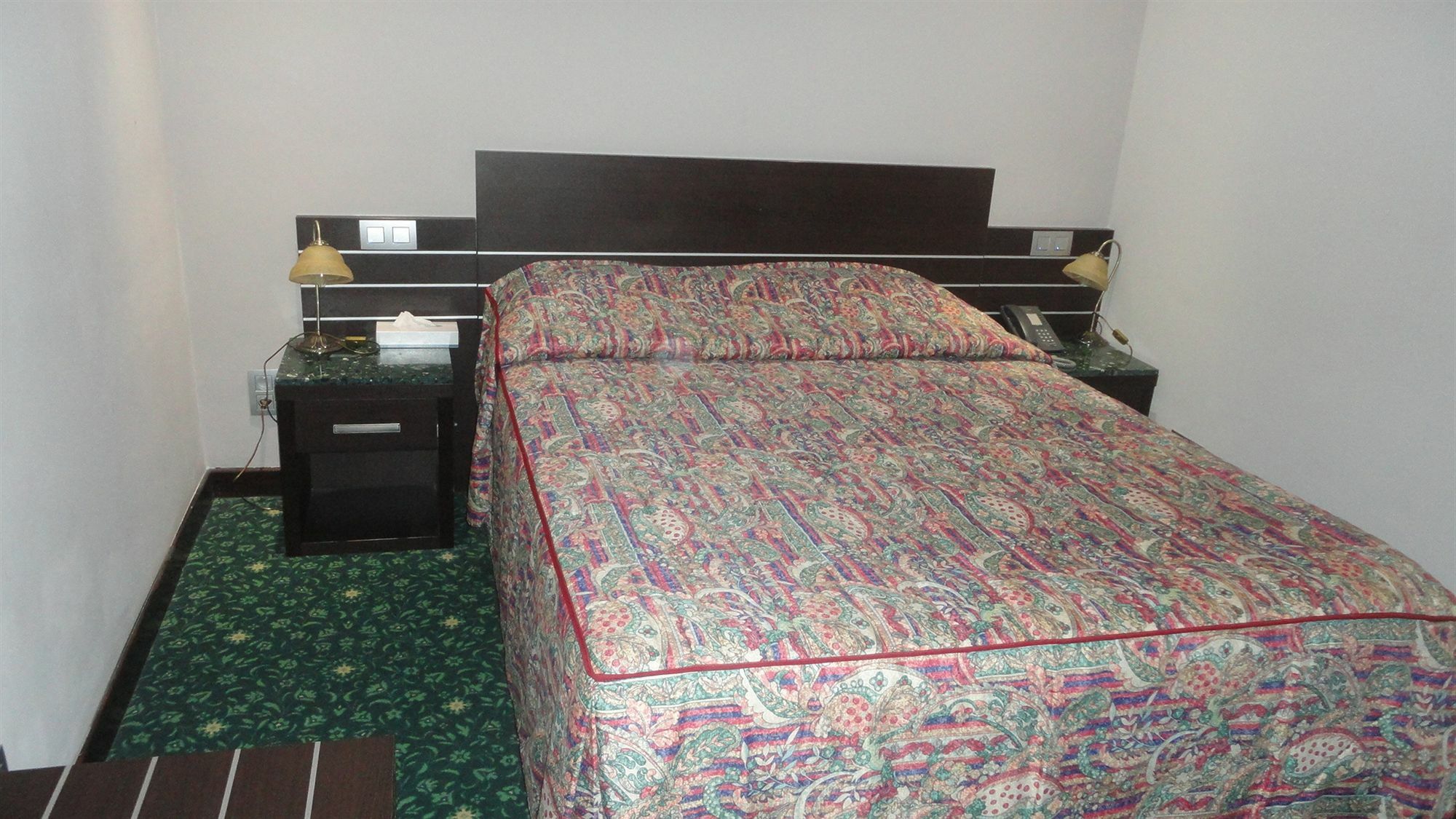 Hotel L'Auberge Du Souverain Auderghem Εξωτερικό φωτογραφία